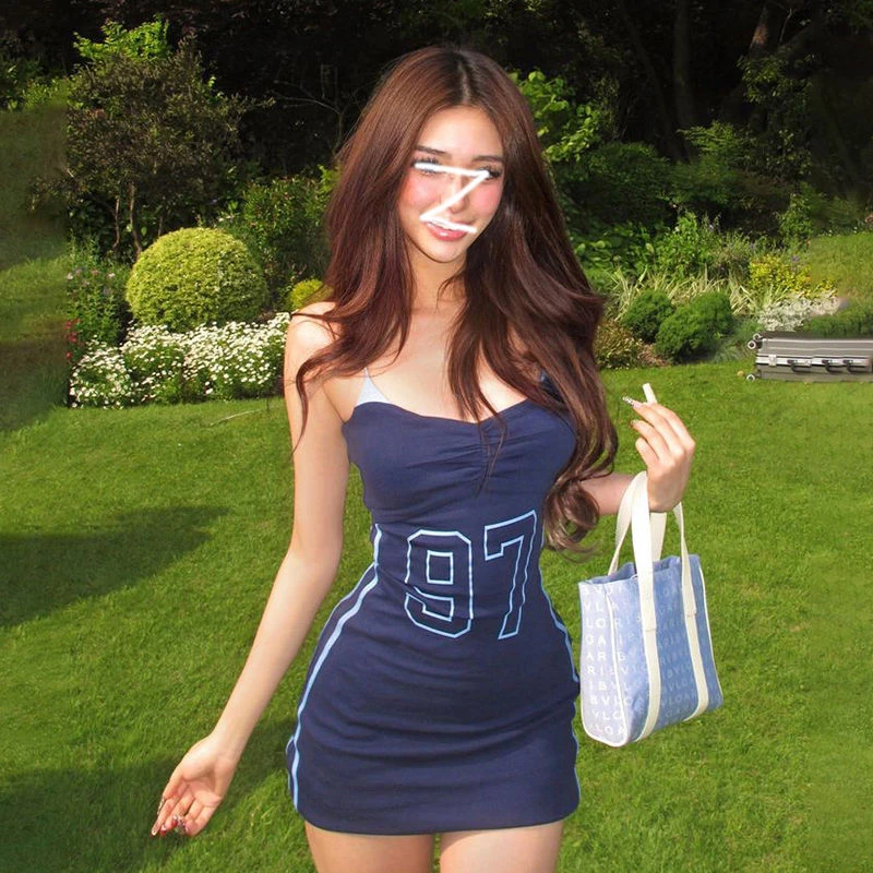 pinkmoon美式辣妹时尚字母印花撞色拼接吊带连衣裙显瘦收腰包臀裙