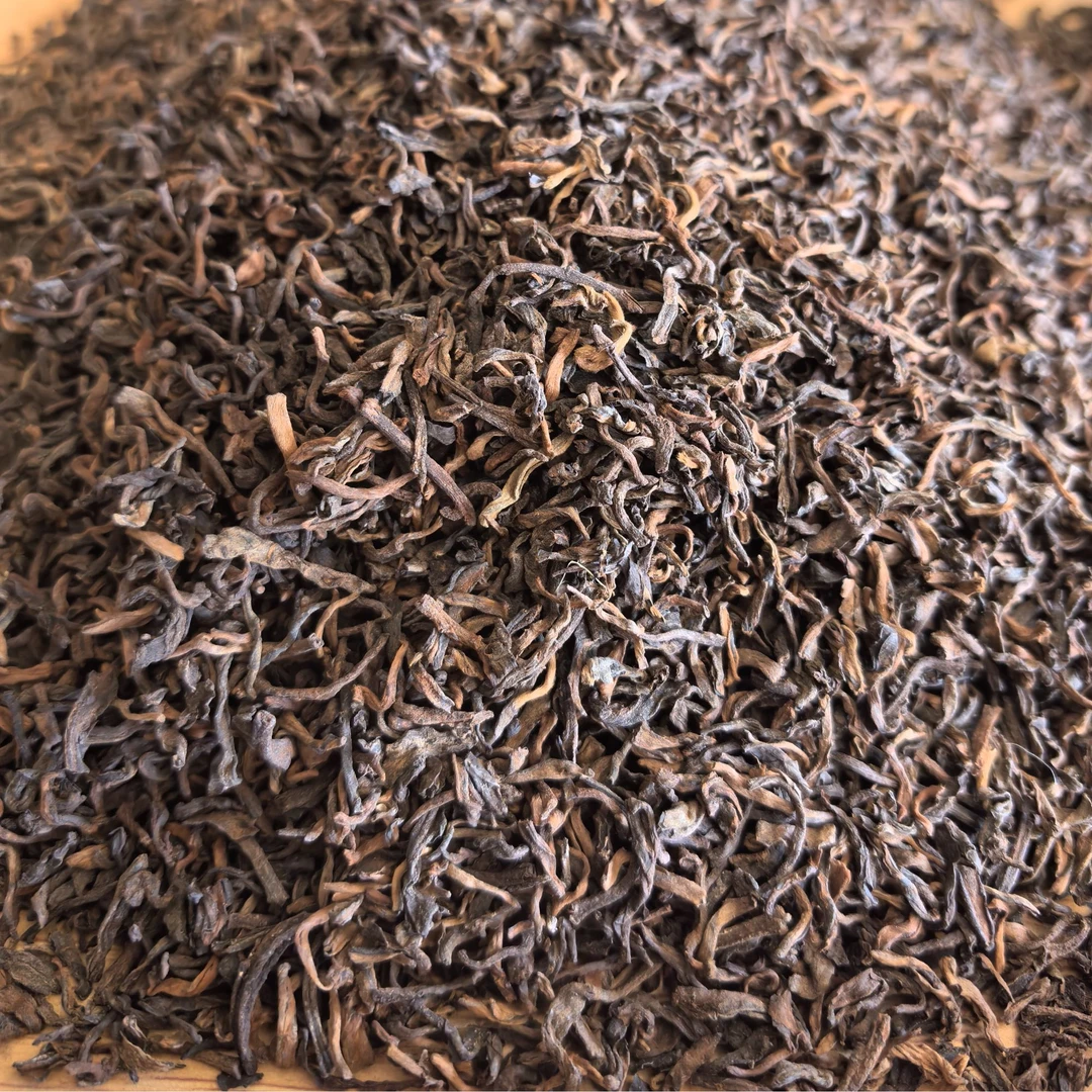 2012年瑞森茶厂十年陈宫廷金芽熟茶散茶500克散熟茶