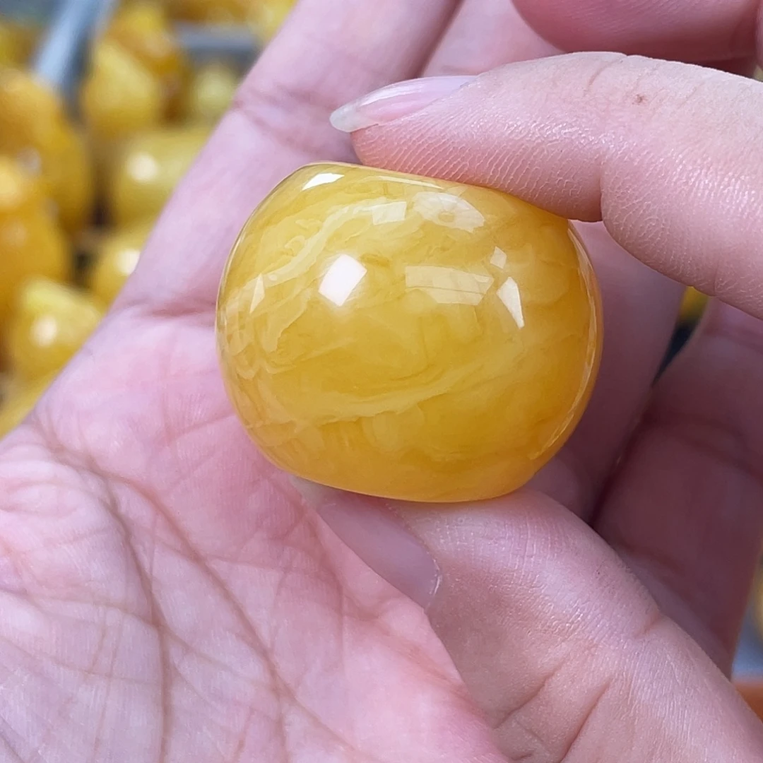 琥珀未镶嵌珠宝奇石h30