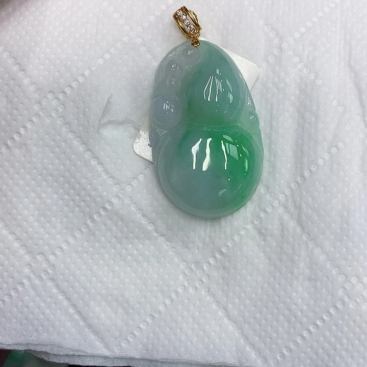 颈饰18K金镶嵌翡翠1234567899