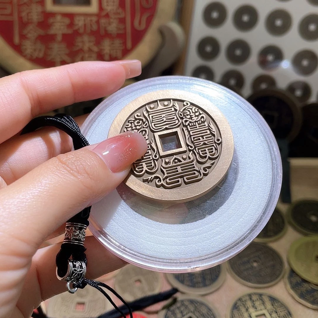 铜现代失腊工艺品