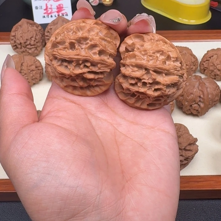 文玩核桃把件ღ***超苹果43