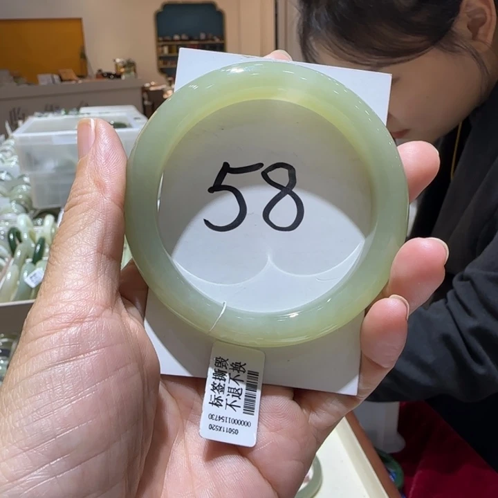 和田玉未镶嵌手镯710