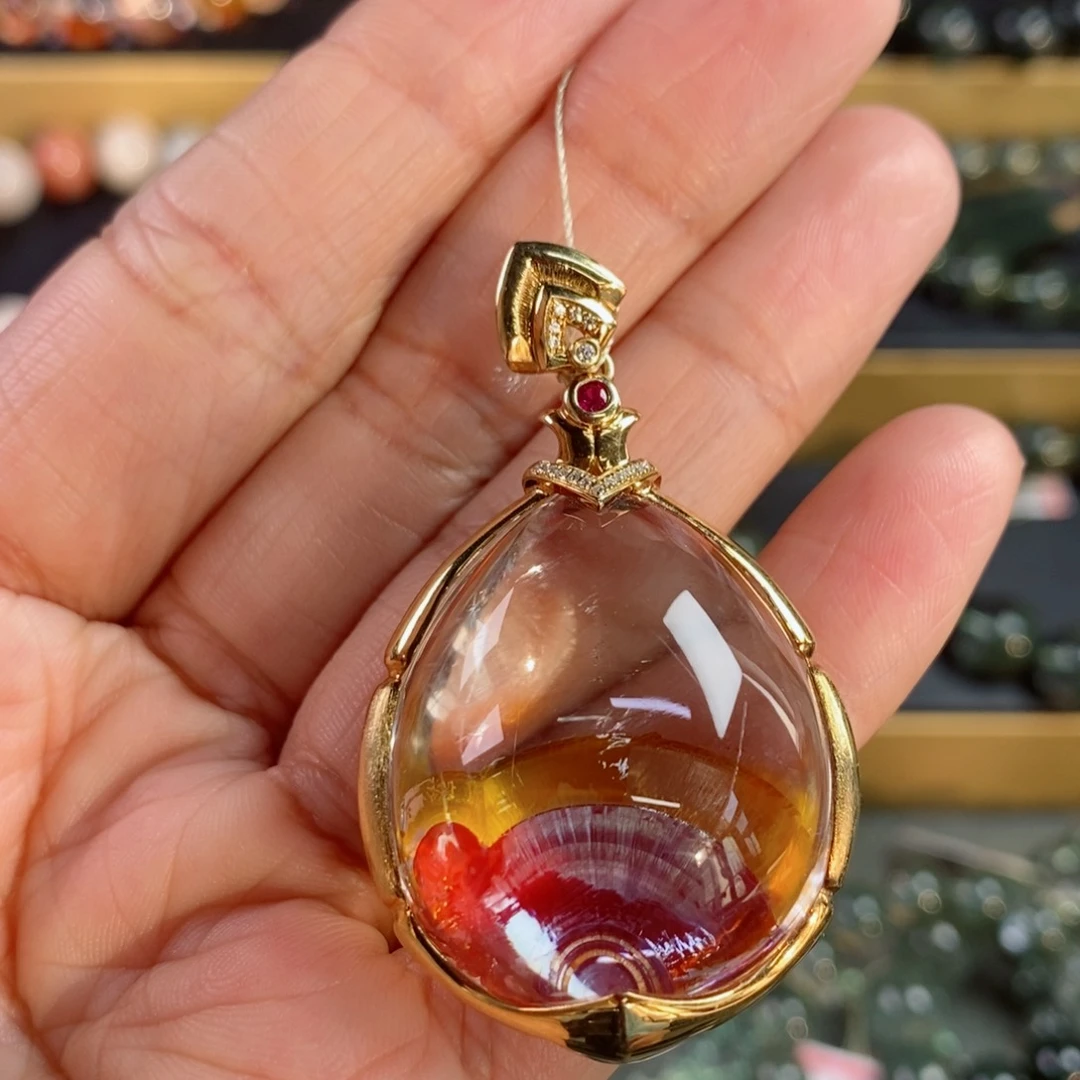 水晶吊坠18K金镶嵌锦鲤胶花吊坠