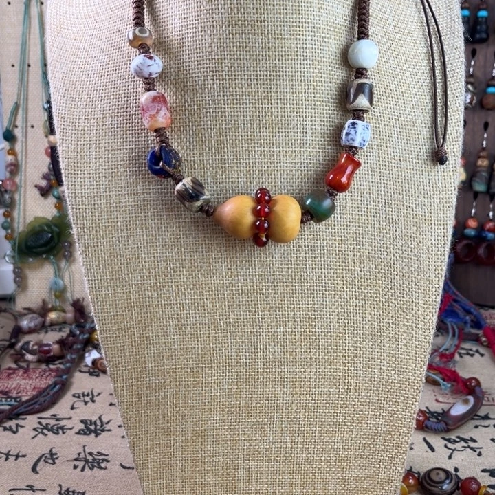 玛瑙/玉髓未镶嵌颈饰