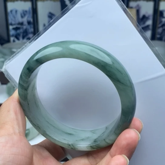 石英质玉（金丝玉）手镯未镶嵌萍