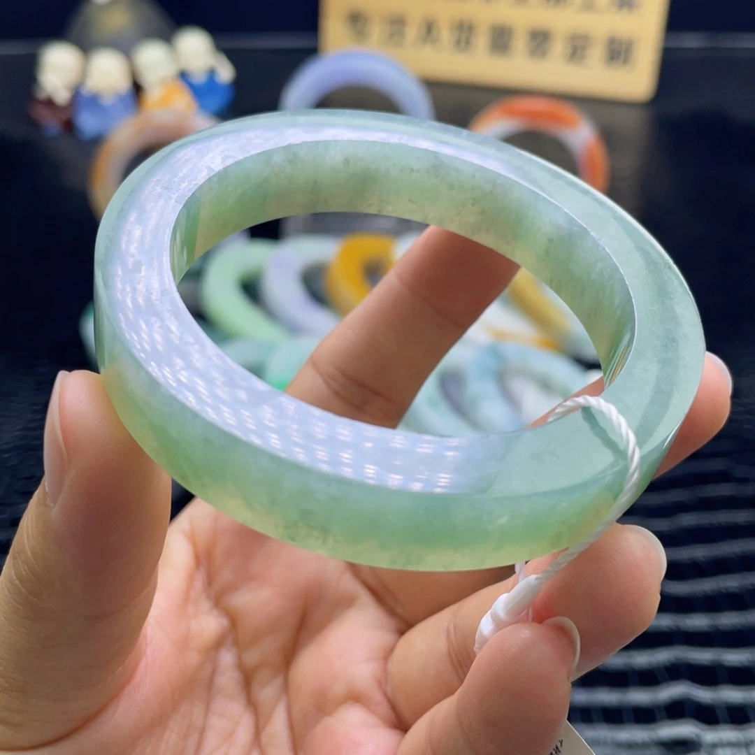 未镶嵌翡翠定制翡翠