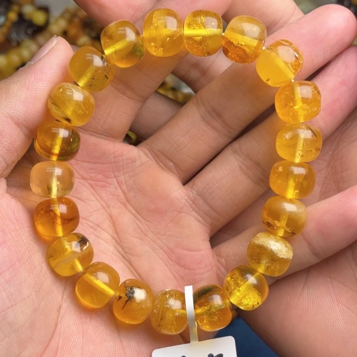 琥珀未镶嵌珠宝奇石
