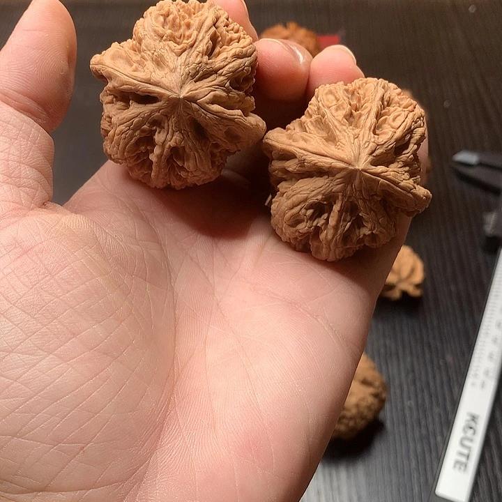 吊坠文玩核桃45大粗筋 60多克