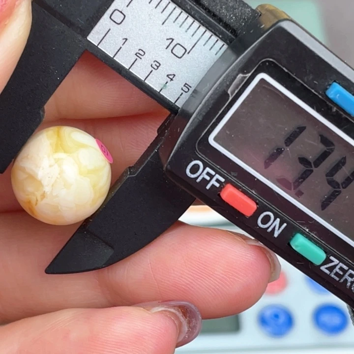 琥珀裸石未镶嵌微瑕719