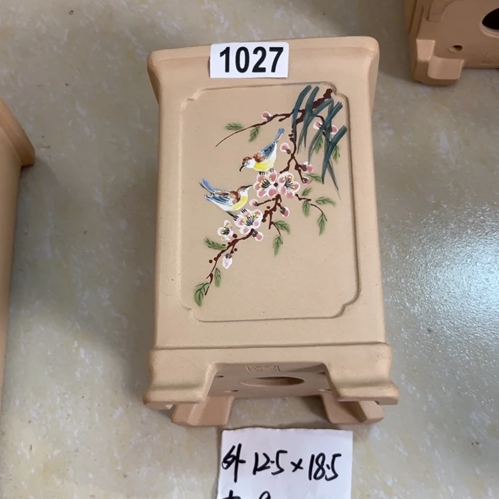 紫砂花盆微微瑕白玉段签筒1027