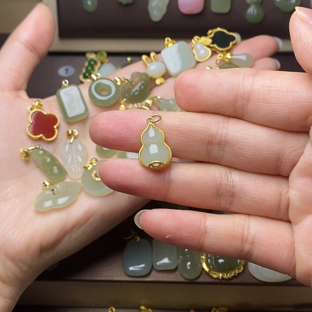 和田玉颈饰银S925镶嵌