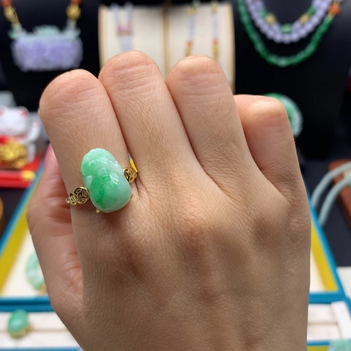 未镶嵌戒指翡翠貔貅戒指