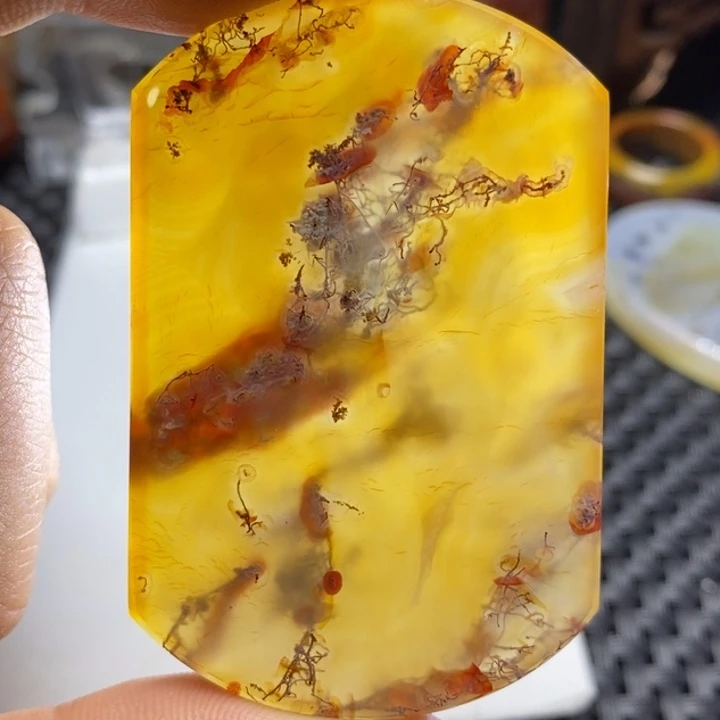 玛瑙/玉髓颈饰未镶嵌雨*