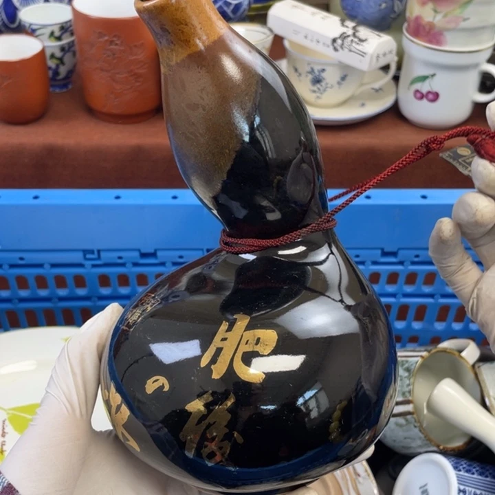 他家瓷器真美…开播了