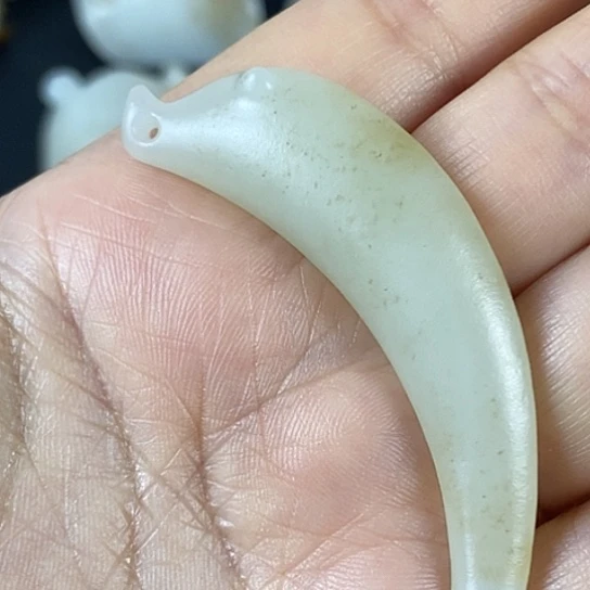 和田玉（糖玉）未镶嵌挂件