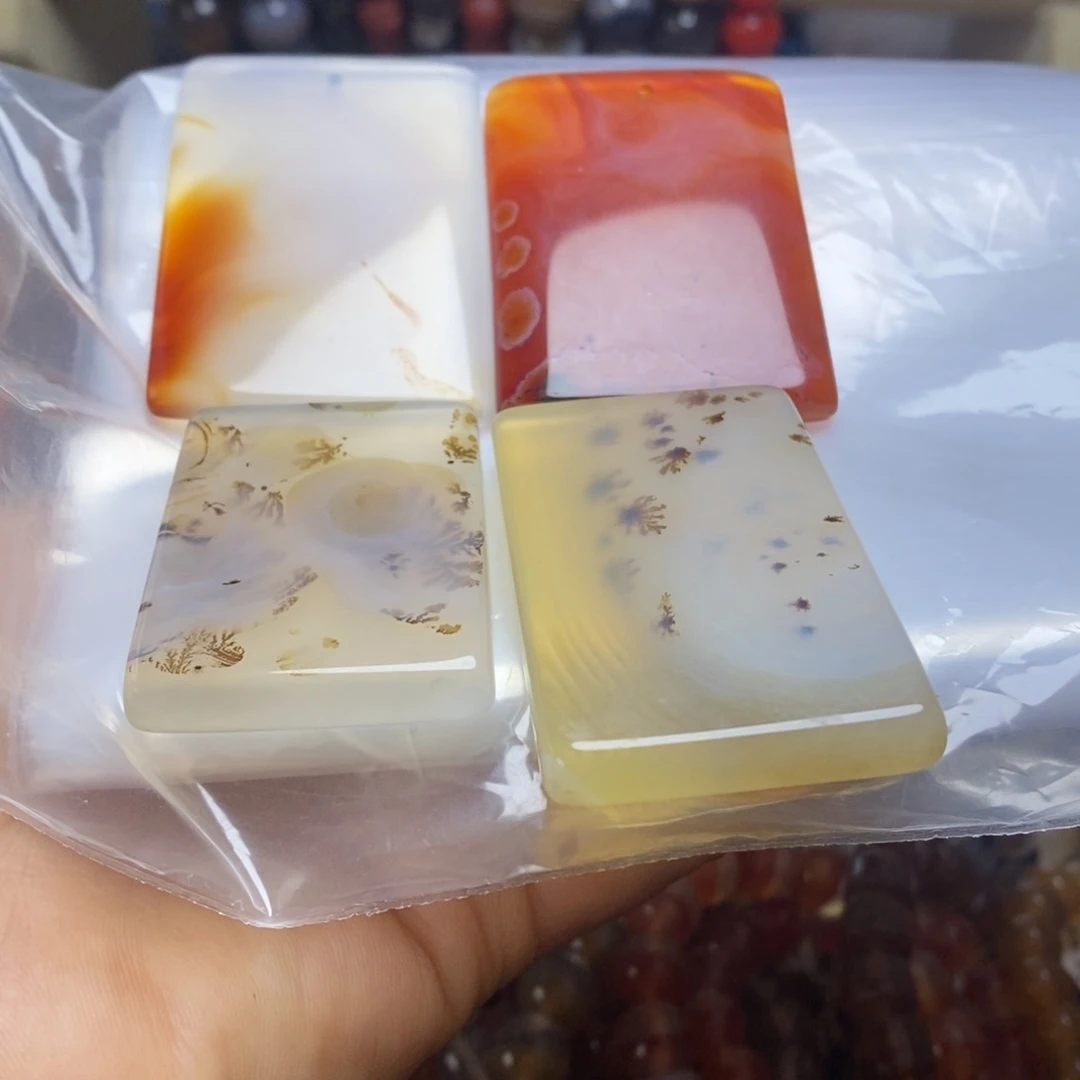 ****录玛瑙/玉髓手串未镶嵌
