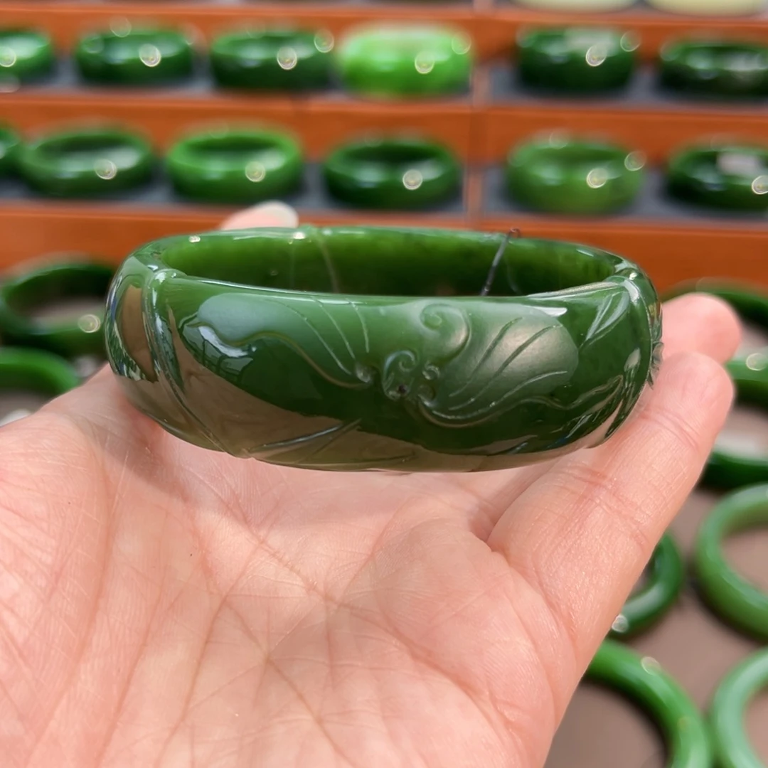 未镶嵌手镯和田玉（碧玉）