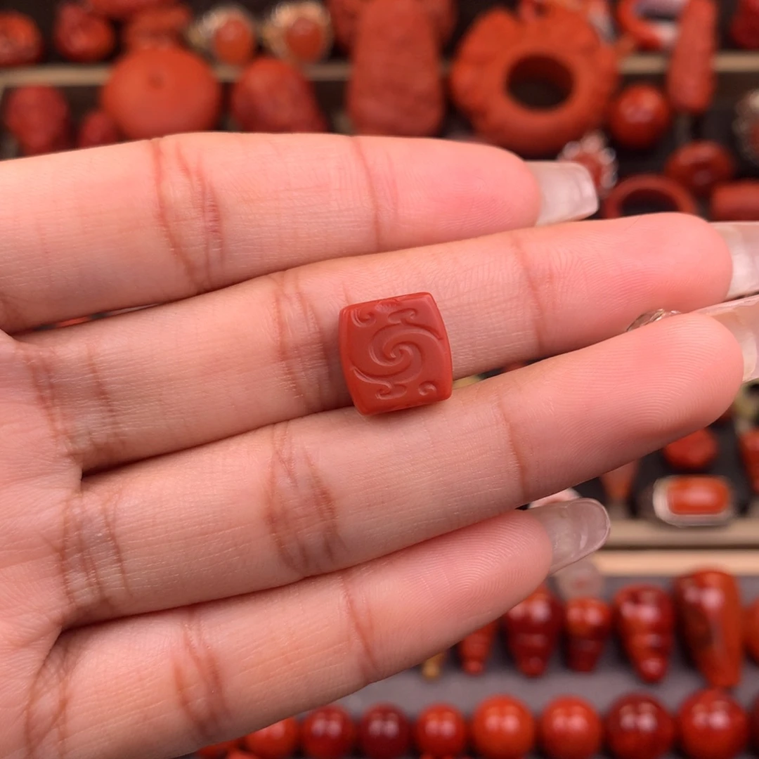 南红玛瑙未镶嵌仿古龙背云11+