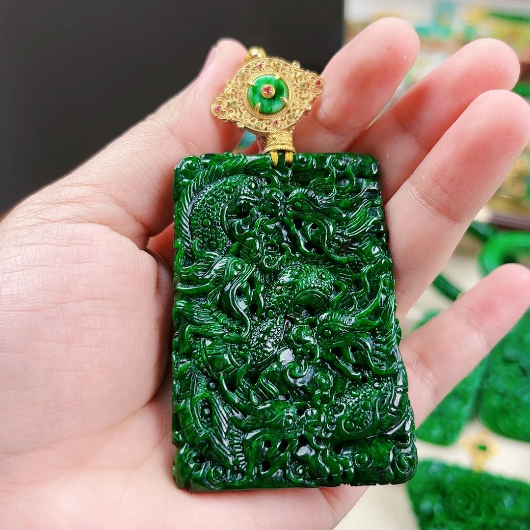 【闪购商品】吊坠(赠链)未镶嵌翡翠