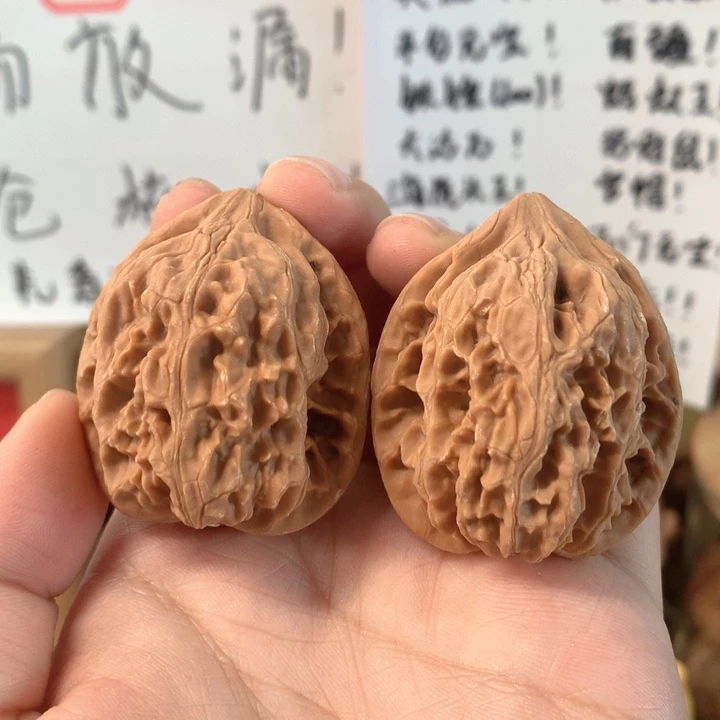 吊坠桃核38尺老树鸡心全品