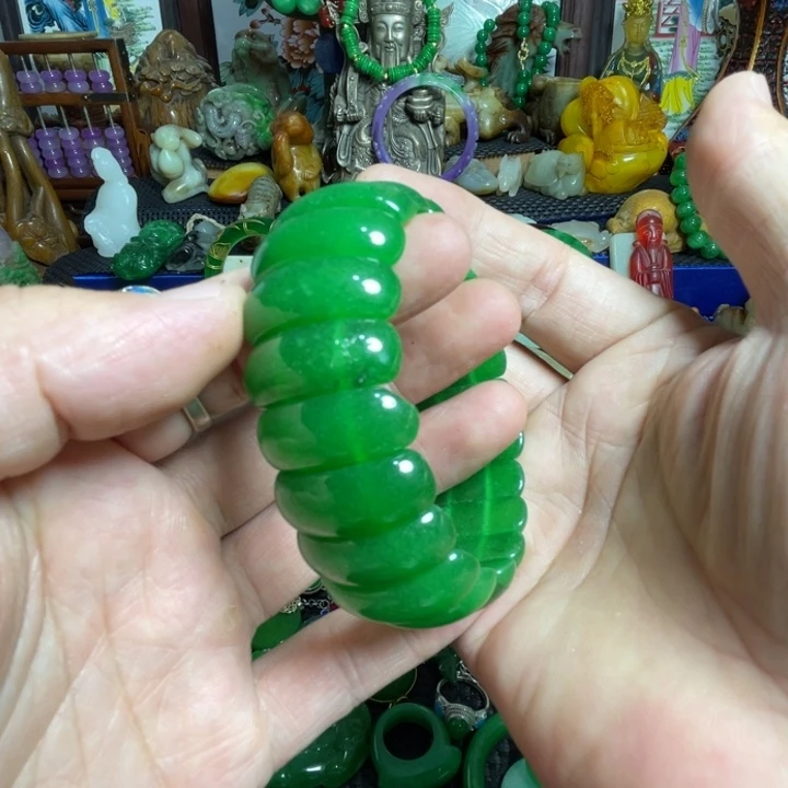 吊坠滴血莲花菩提