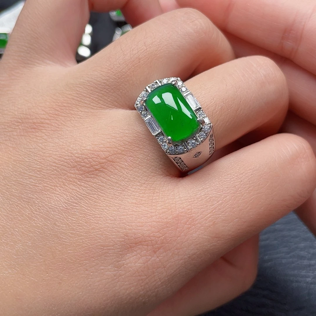 翡翠银S925镶嵌戒指没有运费险3986