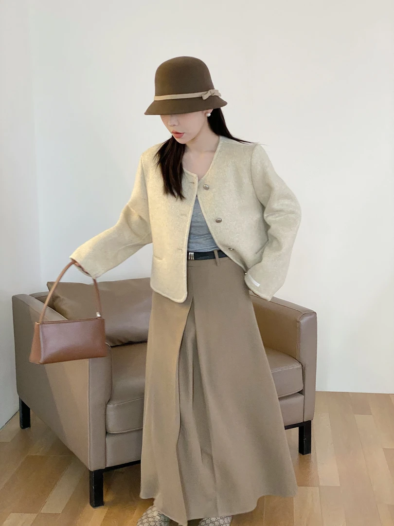 【晨雾】精致甜美金属扣短款羊毛外套