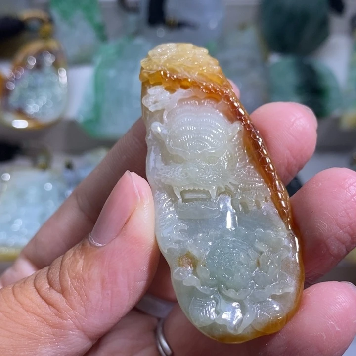 【闪购商品】颈饰未镶嵌翡翠虎