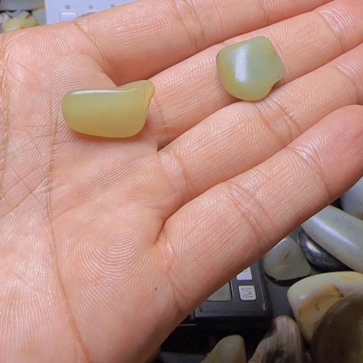 颈饰未镶嵌和田玉（子料）?*好