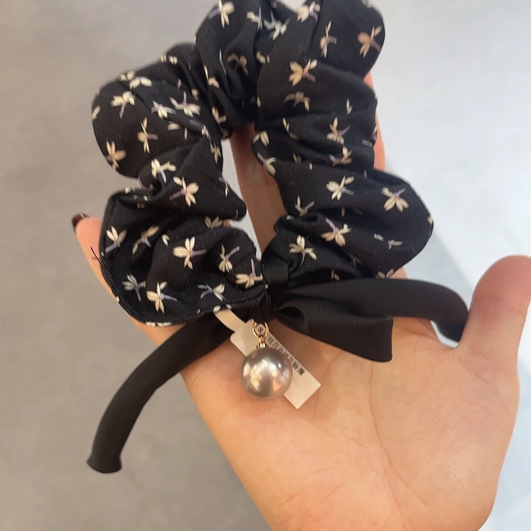 布艺非金属黑底米碎花带蝴蝶结小肠
