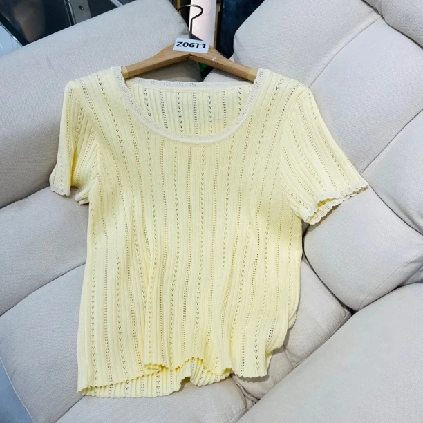 Z06T1黄#M短袖U型领拼色三宅风抗皱针织白色提花清凉感