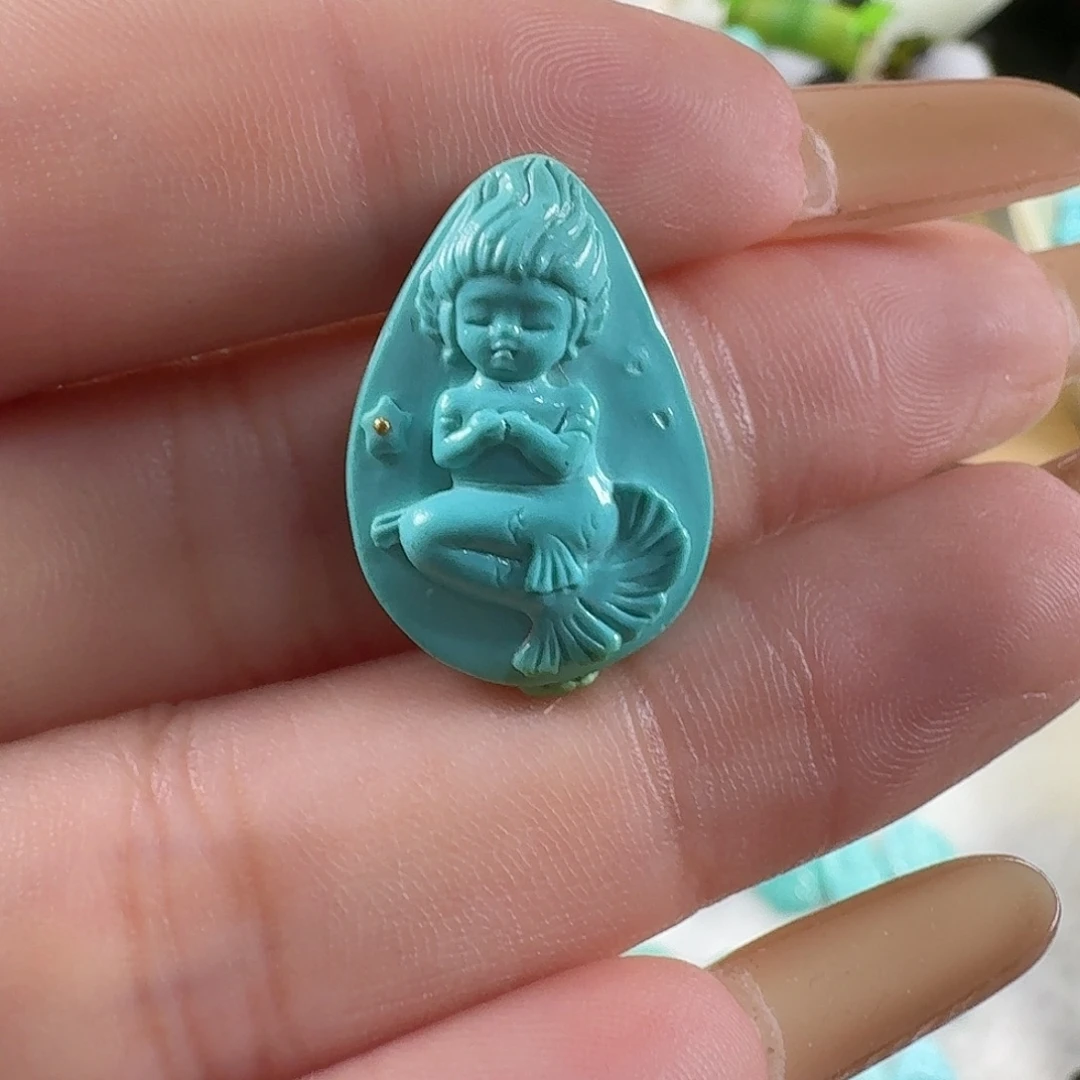 绿松石未镶嵌颈饰