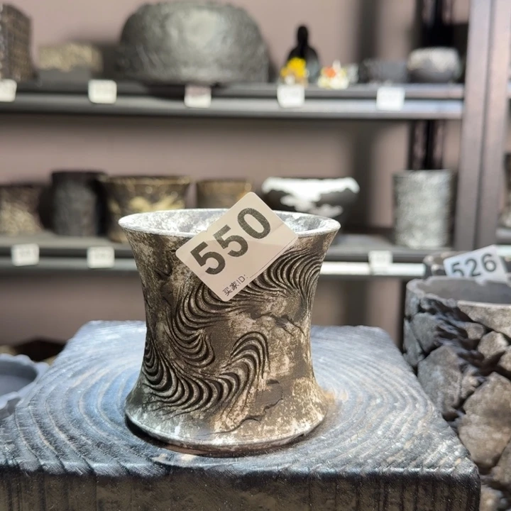 黑陶内口8.5高9块根盆