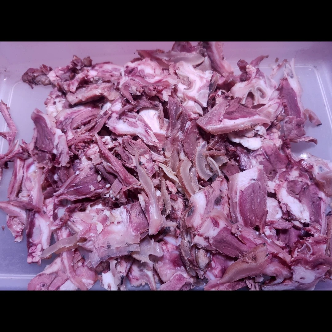 新鲜美味羊杂碎带骨汤