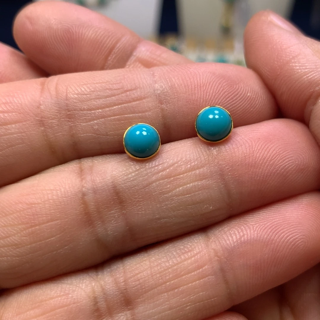 绿松石18K金镶嵌耳钉