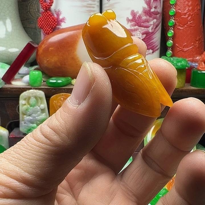 翡翠未镶嵌颈饰新号开播，全场福利