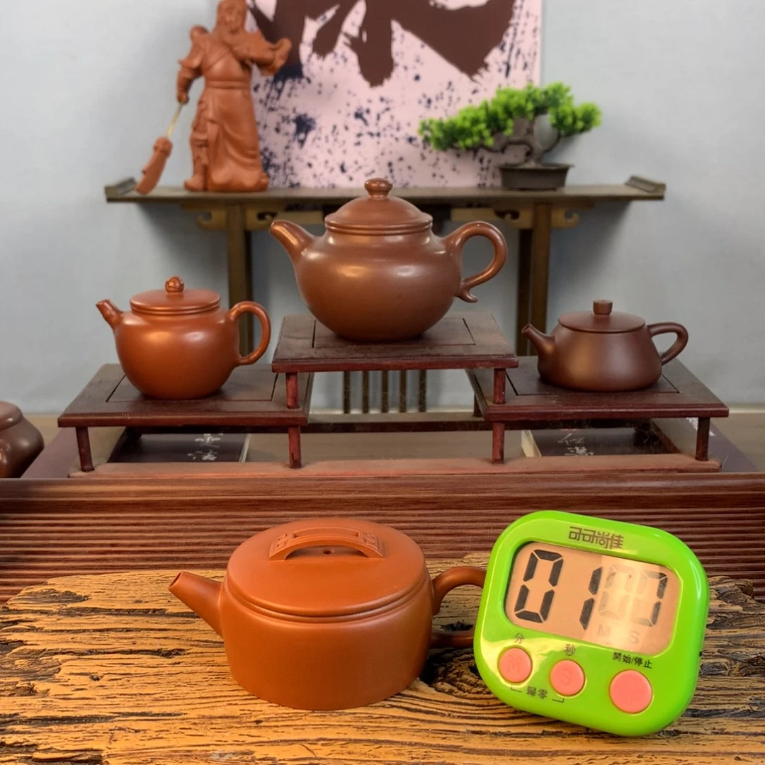 紫砂茶壶小**生这里也不是什么好人