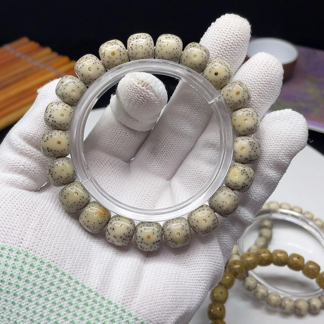 星月菩提吊坠32。11/10奶奶灰黄金瞳