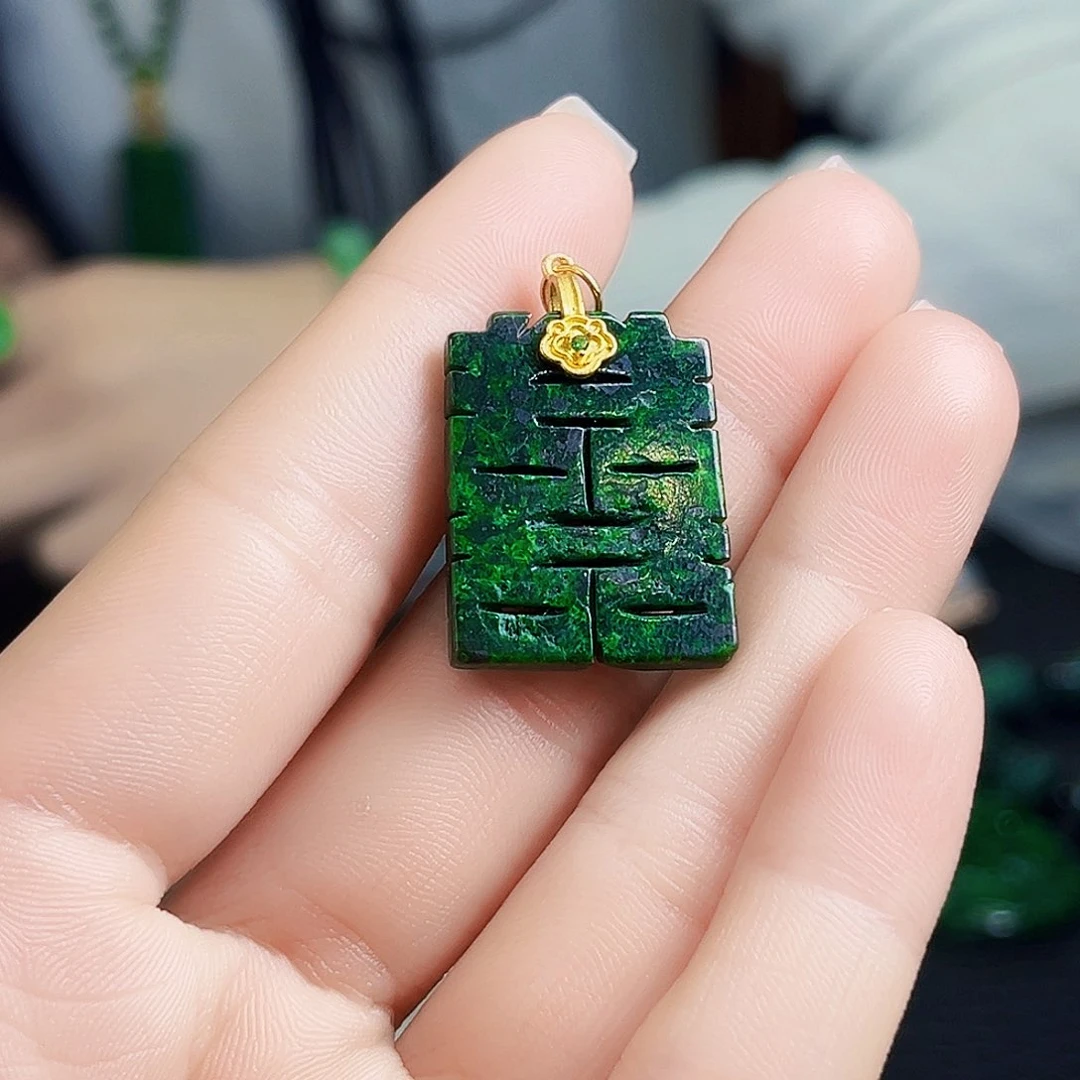 颈饰银S925镶嵌翡翠多样性