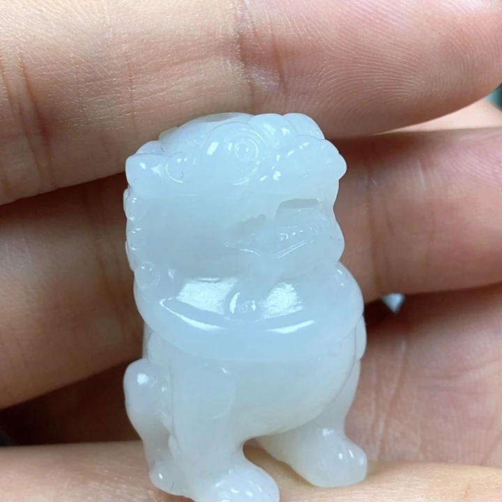 未镶嵌和田玉挂件