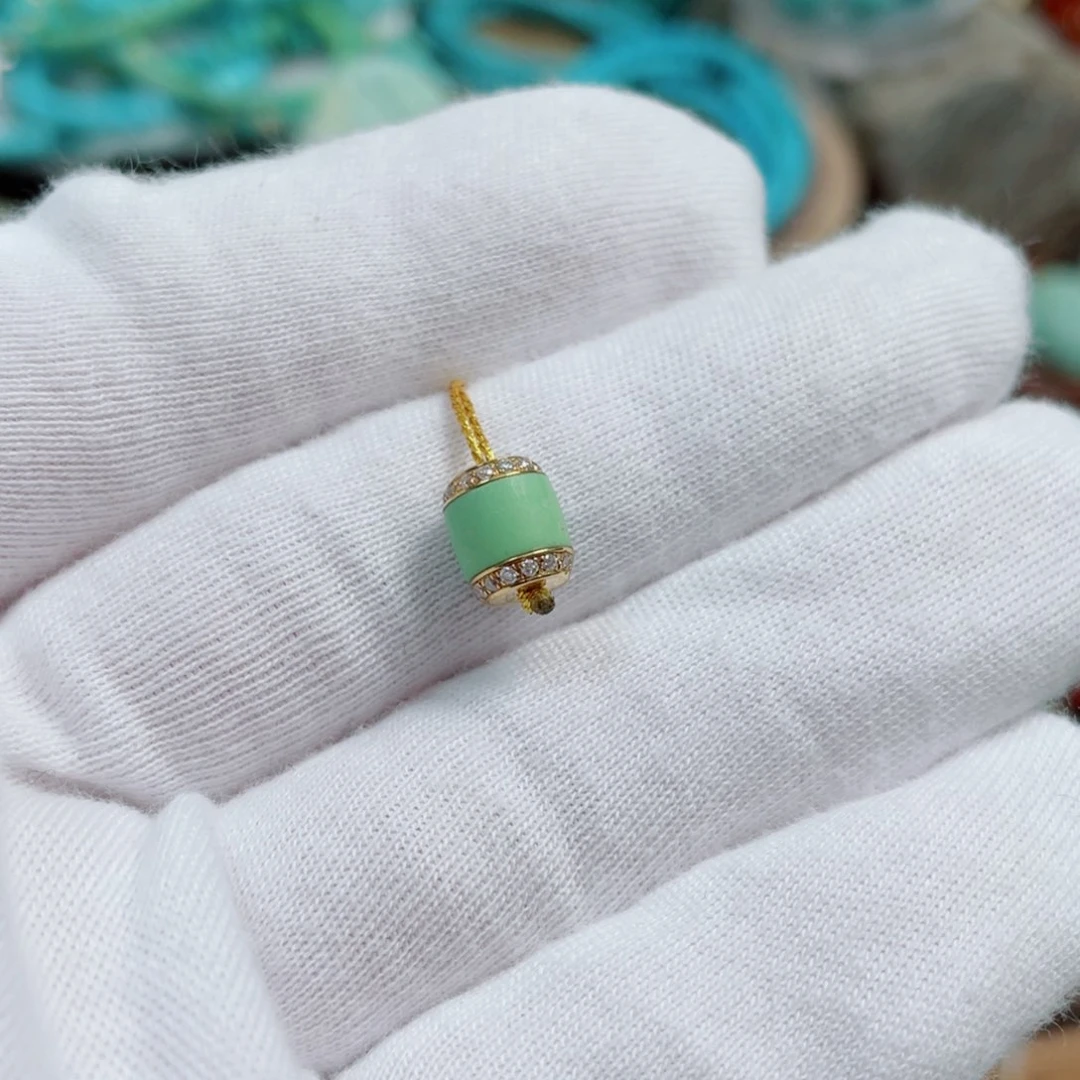 绿松石珠宝奇石18K金镶嵌