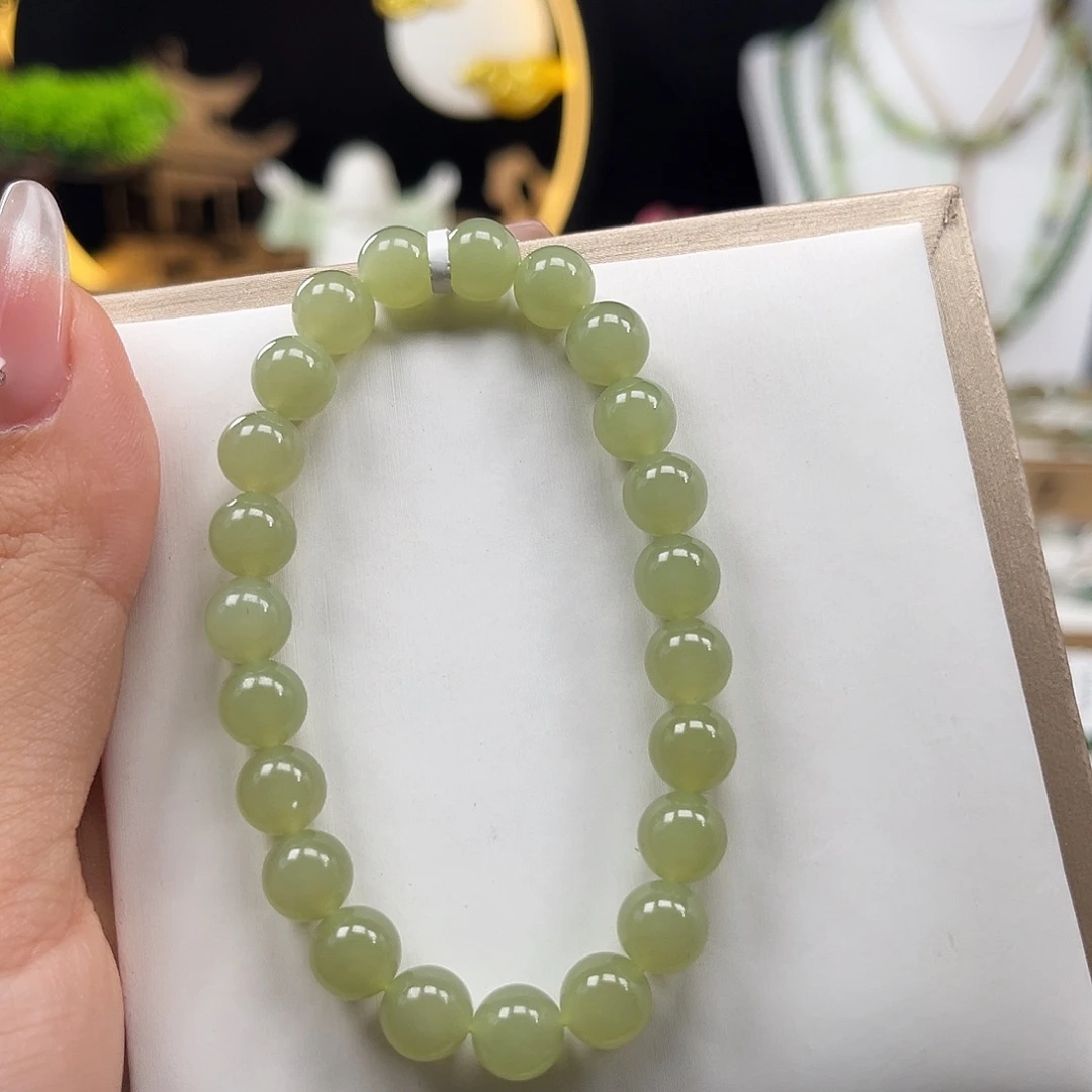 王****和田玉未镶嵌手串