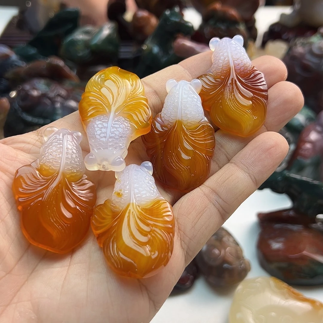 云***儿玛瑙/玉髓未镶嵌颈饰