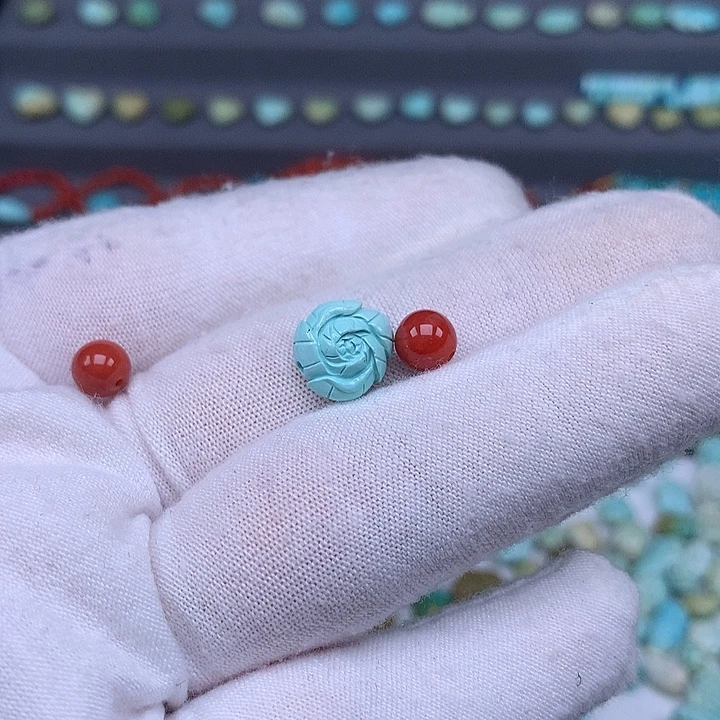 南红玛瑙未镶嵌珠宝奇石