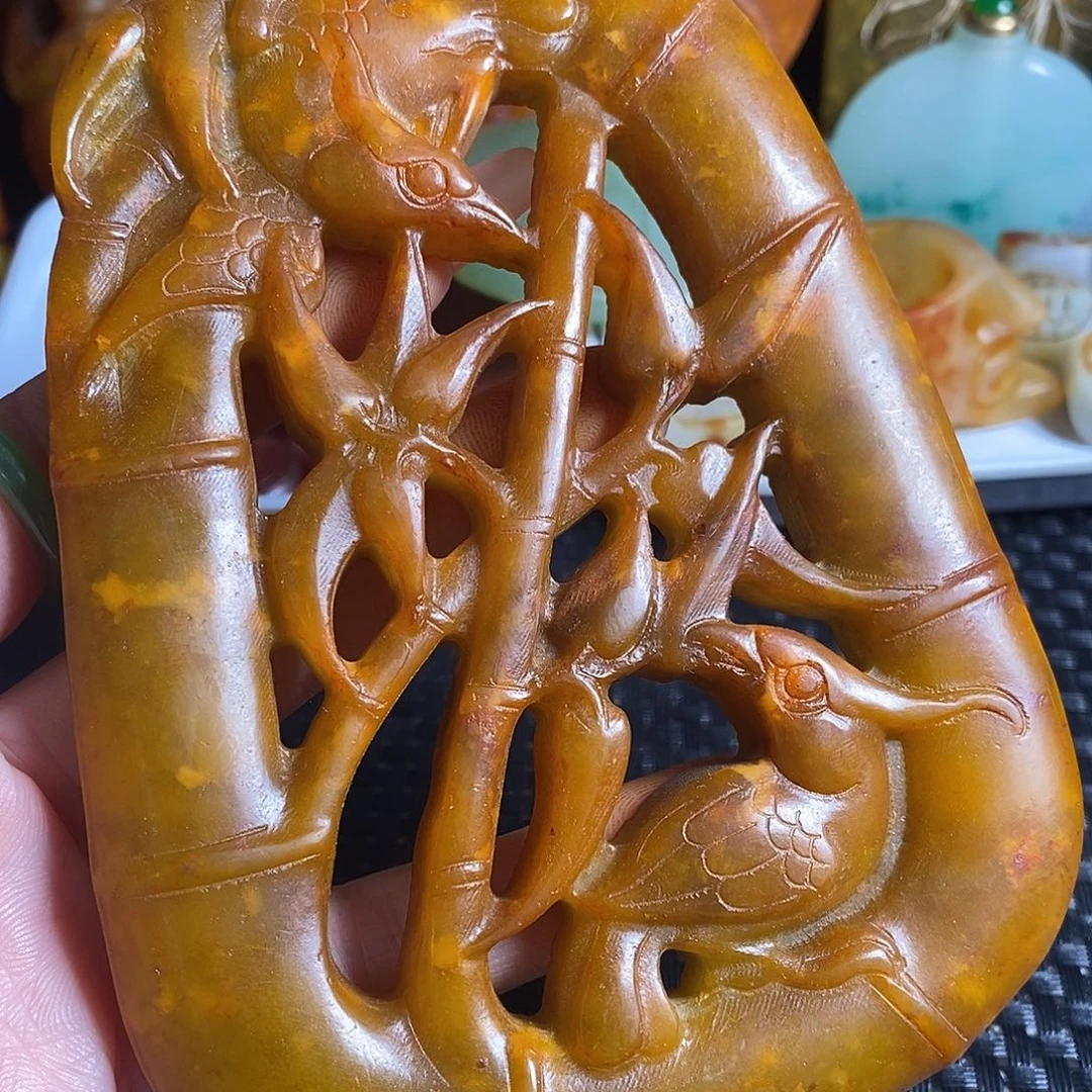 岫岩老玉（透闪石质玉）未镶嵌珠宝奇石