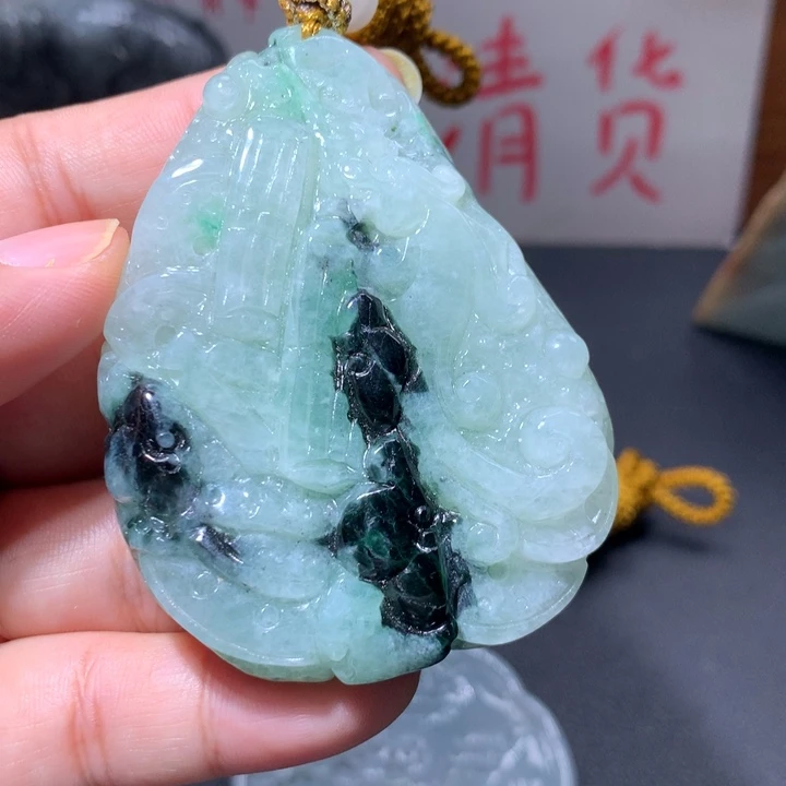 翡翠未镶嵌颈饰保真天然A货翡翠