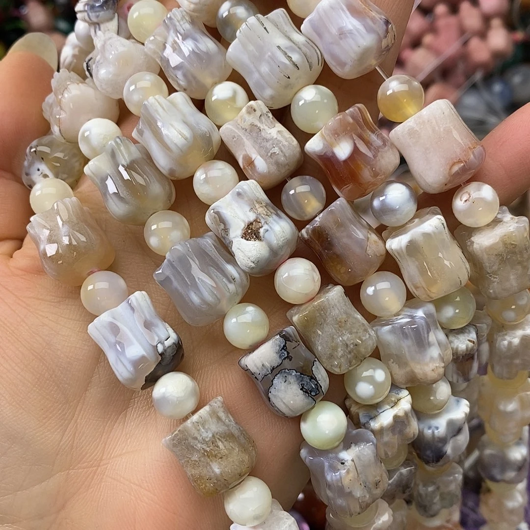 玛瑙/玉髓未镶嵌珠宝半成品樱花玛瑙一条