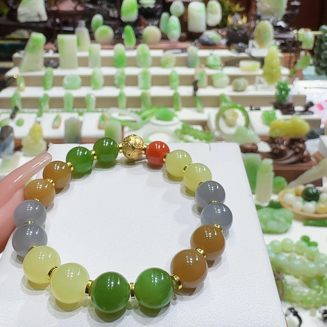 和田玉未镶嵌颈饰多宝卡10