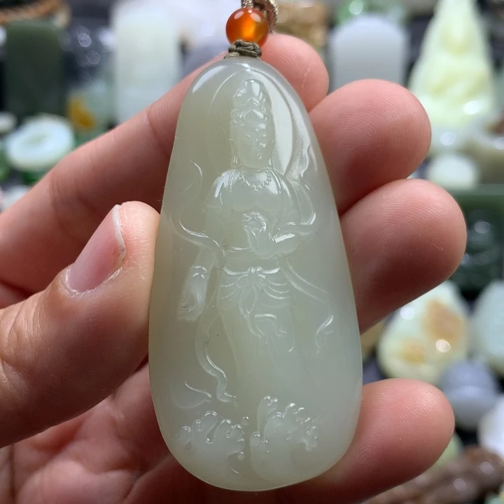 和田玉颈饰未镶嵌